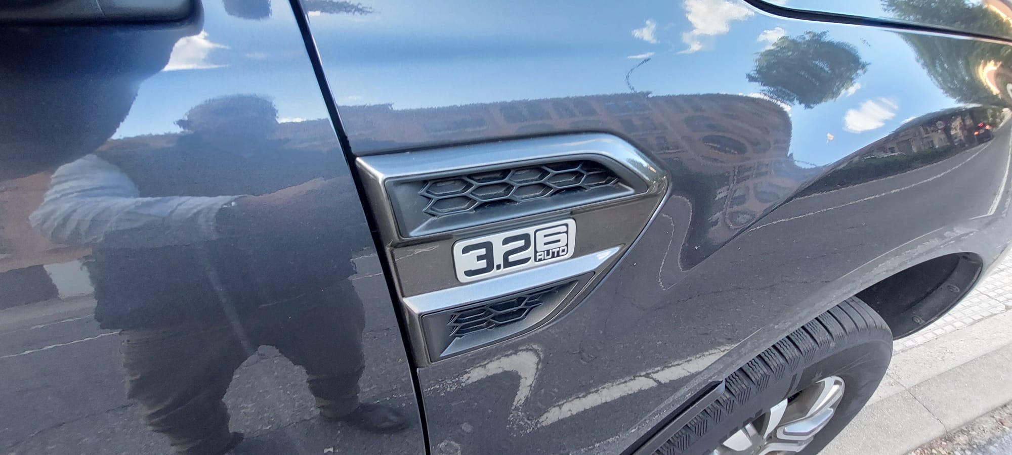 Ford Ranger 3.2 tdci 200cv miniatura 5